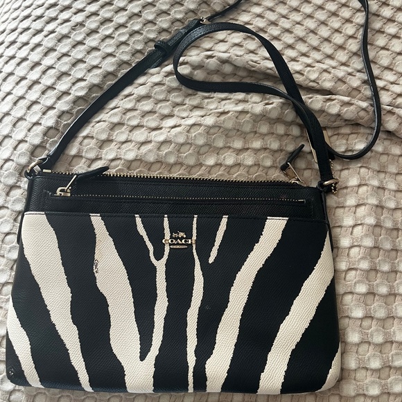 Coach crossbody bag - Picture 1 of 6